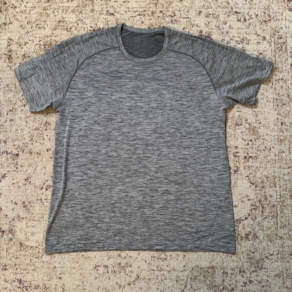 Lululemon Metal Vent Tech Short Sleeve Shirt